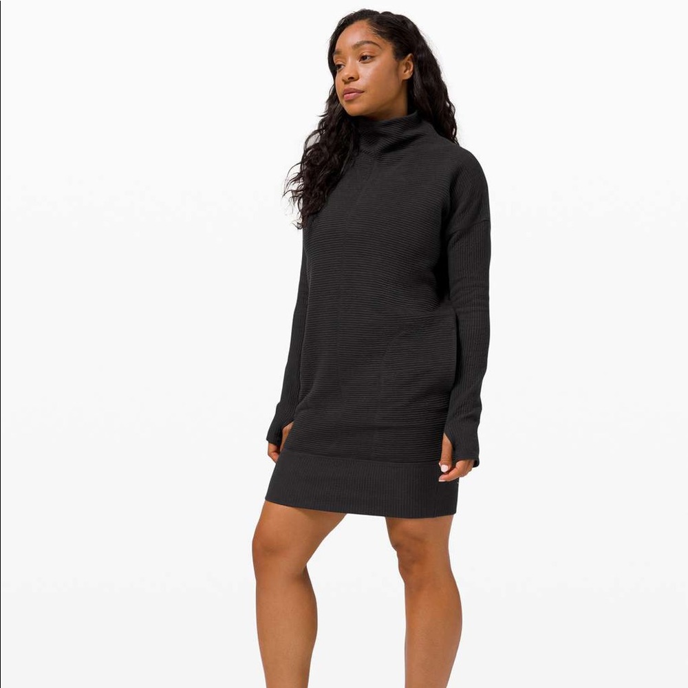 Lululemon Call for Cozy dress NWT size 6